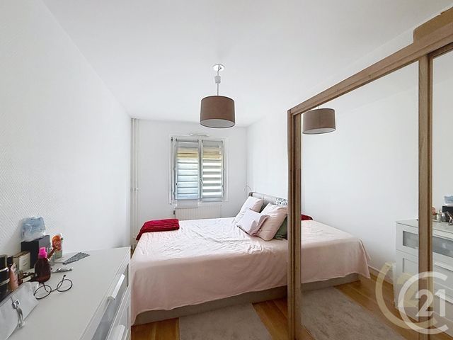 Appartement F4 à vendre - 4 pièces - 83.0 m2 - SENS - 89 - BOURGOGNE - Century 21 Martinot Immobilier