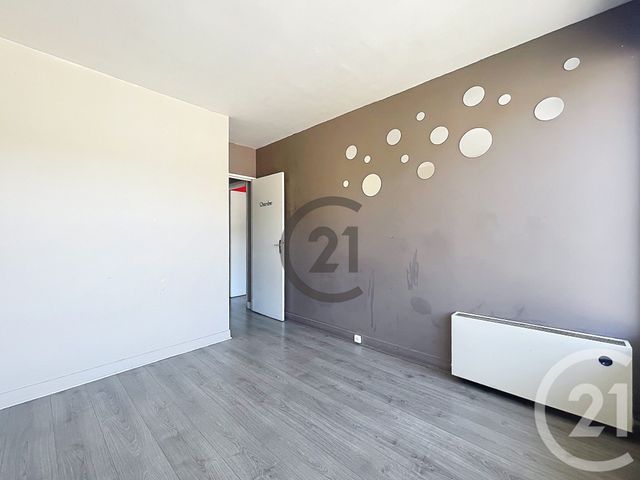 Appartement F2 à louer - 2 pièces - 42.0 m2 - SENS - 89 - BOURGOGNE - Century 21 Martinot Immobilier
