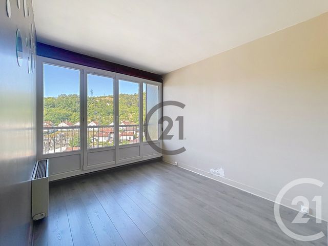 Appartement F2 à louer - 2 pièces - 42.0 m2 - SENS - 89 - BOURGOGNE - Century 21 Martinot Immobilier