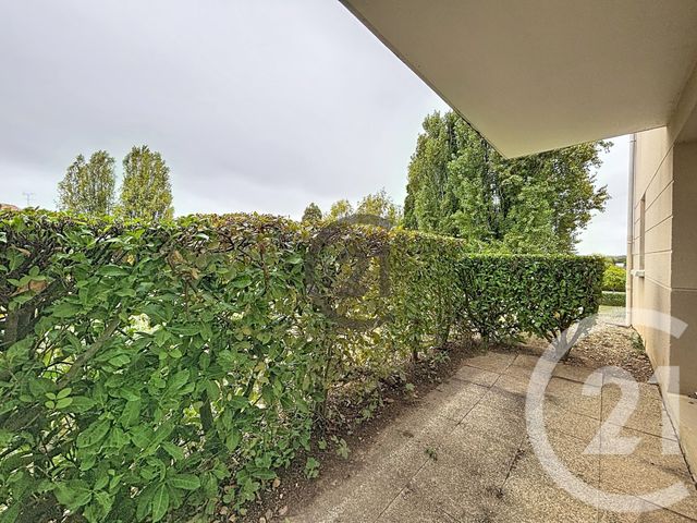 Appartement F2 à louer - 2 pièces - 47.0 m2 - VILLENEUVE SUR YONNE - 89 - BOURGOGNE - Century 21 Martinot Immobilier