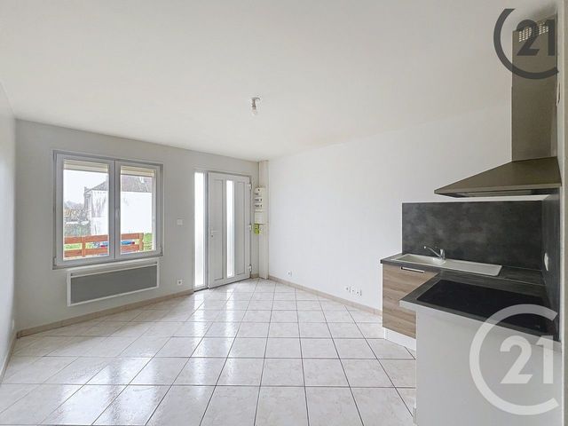 Appartement F2 à louer - 2 pièces - 35.6 m2 - PONT SUR YONNE - 89 - BOURGOGNE - Century 21 Martinot Immobilier
