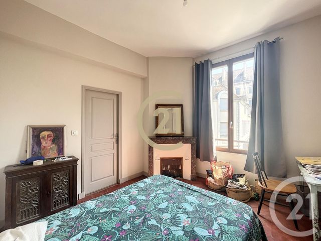 Appartement F3 à louer - 3 pièces - 67.0 m2 - SENS - 89 - BOURGOGNE - Century 21 Martinot Immobilier