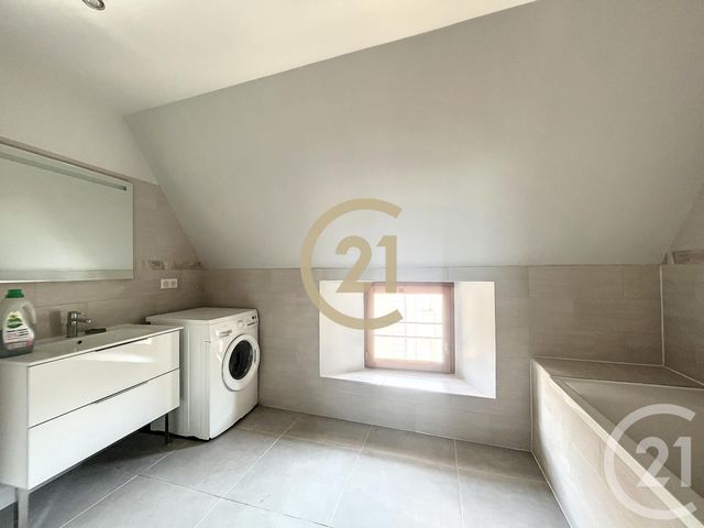 Appartement F3 à louer - 3 pièces - 67.0 m2 - SENS - 89 - BOURGOGNE - Century 21 Martinot Immobilier