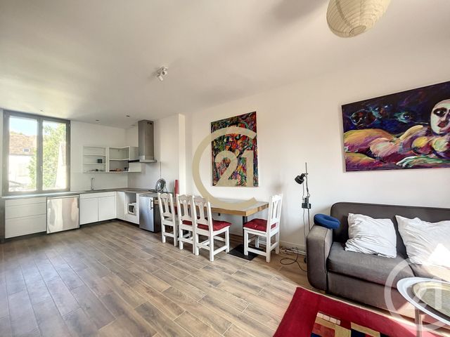 Appartement F3 à louer - 3 pièces - 67.0 m2 - SENS - 89 - BOURGOGNE - Century 21 Martinot Immobilier