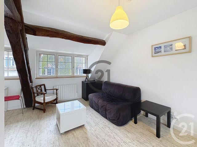 Appartement F1 à louer - 1 pièce - 28.0 m2 - SENS - 89 - BOURGOGNE - Century 21 Martinot Immobilier