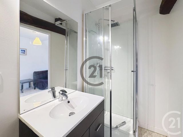 Appartement F1 à louer - 1 pièce - 28.0 m2 - SENS - 89 - BOURGOGNE - Century 21 Martinot Immobilier