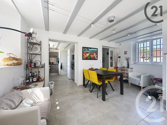 Appartement F4 à louer - 4 pièces - 145.0 m2 - PASSY - 89 - BOURGOGNE - Century 21 Martinot Immobilier