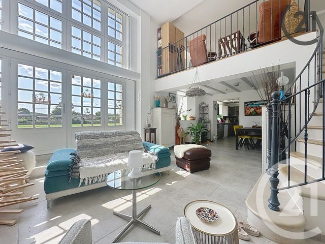 Appartement F4 à louer - 4 pièces - 145.0 m2 - PASSY - 89 - BOURGOGNE - Century 21 Martinot Immobilier