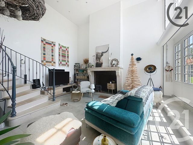 Appartement F4 à louer - 4 pièces - 145.0 m2 - PASSY - 89 - BOURGOGNE - Century 21 Martinot Immobilier