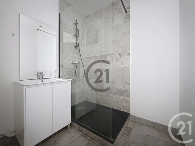 Appartement à louer - 2 pièces - 58.03 m2 - SENS - 89 - BOURGOGNE - Century 21 Martinot Immobilier