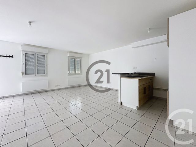 Appartement à louer - 2 pièces - 58.03 m2 - SENS - 89 - BOURGOGNE - Century 21 Martinot Immobilier