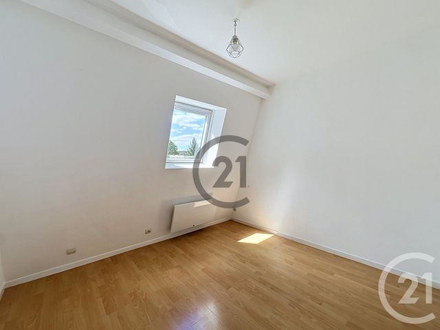 Appartement à louer - 2 pièces - 58.03 m2 - SENS - 89 - BOURGOGNE - Century 21 Martinot Immobilier