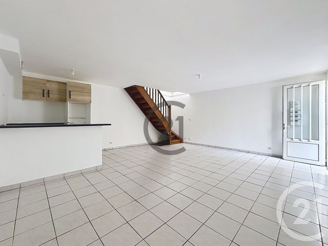 Appartement à louer - 2 pièces - 58.03 m2 - SENS - 89 - BOURGOGNE - Century 21 Martinot Immobilier