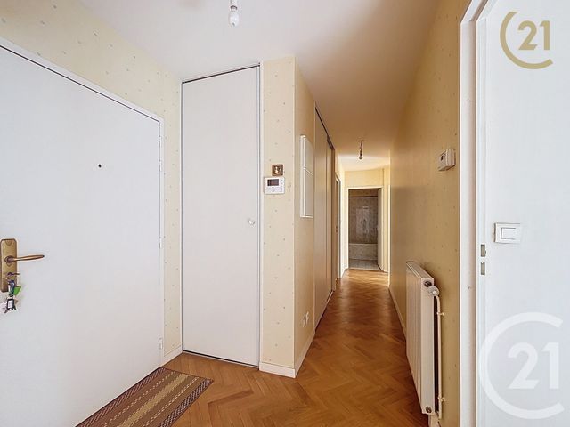 Appartement F3 à vendre - 3 pièces - 62.0 m2 - SENS - 89 - BOURGOGNE - Century 21 Martinot Immobilier