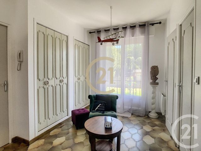 Appartement F4 à louer - 4 pièces - 124.0 m2 - SENS - 89 - BOURGOGNE - Century 21 Martinot Immobilier