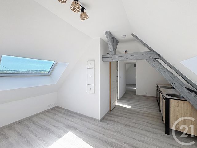 Appartement F2 à vendre - 2 pièces - 28.2 m2 - SENS - 89 - BOURGOGNE - Century 21 Martinot Immobilier