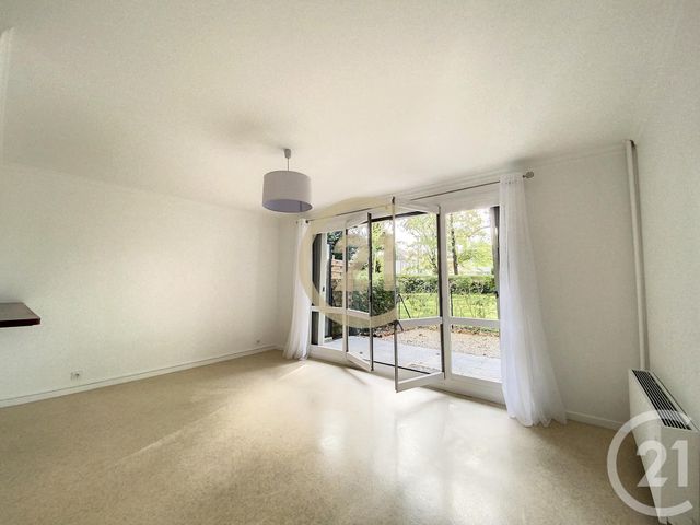 Appartement F1 à louer - 1 pièce - 31.3 m2 - SENS - 89 - BOURGOGNE - Century 21 Martinot Immobilier