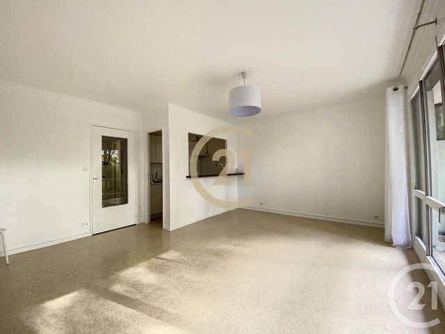 Appartement F1 à louer - 1 pièce - 31.3 m2 - SENS - 89 - BOURGOGNE - Century 21 Martinot Immobilier