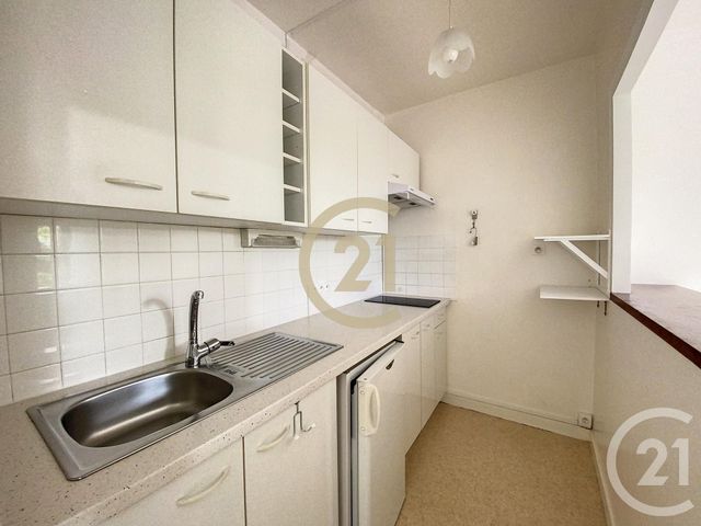 Appartement F1 à louer - 1 pièce - 31.3 m2 - SENS - 89 - BOURGOGNE - Century 21 Martinot Immobilier