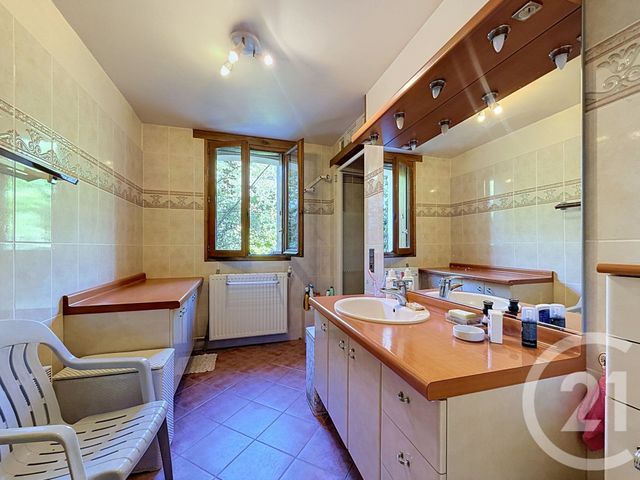 maison à vendre - 4 pièces - 225.27 m2 - PLESSIS ST JEAN - 89 - BOURGOGNE - Century 21 Martinot Immobilier