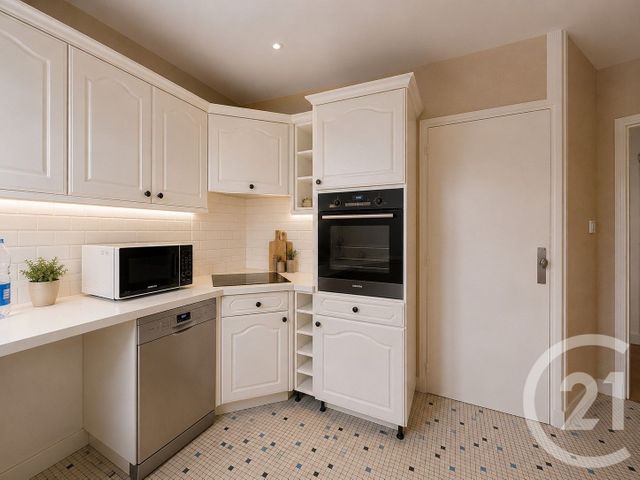 Appartement T3 à vendre - 3 pièces - 79.19 m2 - SENS - 89 - BOURGOGNE - Century 21 Martinot Immobilier