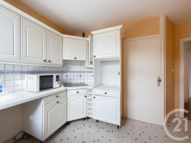 Appartement T3 à vendre - 3 pièces - 79.19 m2 - SENS - 89 - BOURGOGNE - Century 21 Martinot Immobilier