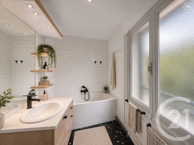 Appartement T3 à vendre - 3 pièces - 79.19 m2 - SENS - 89 - BOURGOGNE - Century 21 Martinot Immobilier