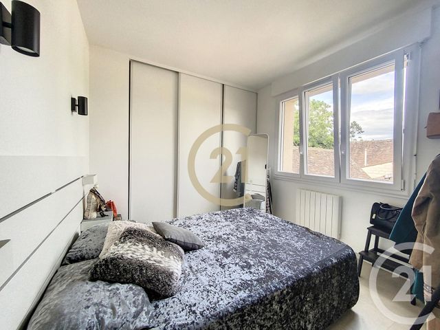 Appartement F2 à louer - 2 pièces - 34.4 m2 - SENS - 89 - BOURGOGNE - Century 21 Martinot Immobilier
