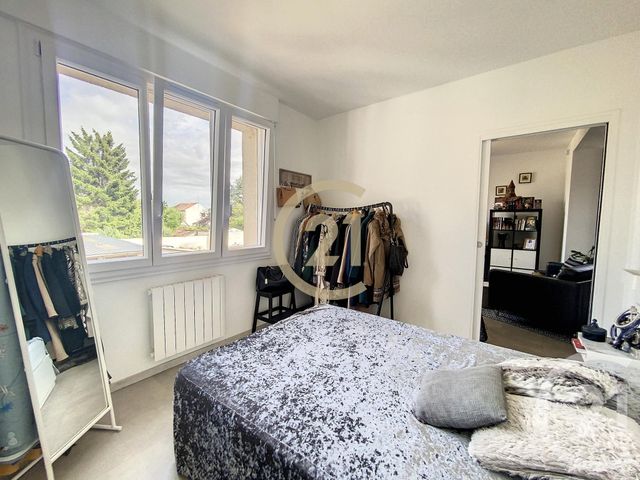 Appartement F2 à louer - 2 pièces - 34.4 m2 - SENS - 89 - BOURGOGNE - Century 21 Martinot Immobilier