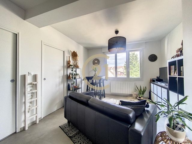 Appartement F2 à louer - 2 pièces - 34.4 m2 - SENS - 89 - BOURGOGNE - Century 21 Martinot Immobilier