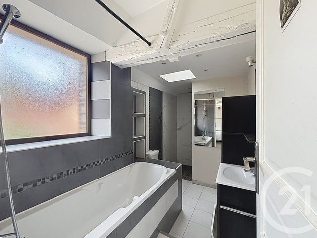 Appartement F3 à vendre - 3 pièces - 64.65 m2 - SENS - 89 - BOURGOGNE - Century 21 Martinot Immobilier