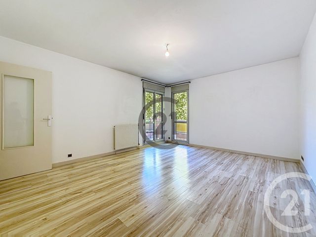 Appartement à louer - 2 pièces - 49.0 m2 - SENS - 89 - BOURGOGNE - Century 21 Martinot Immobilier