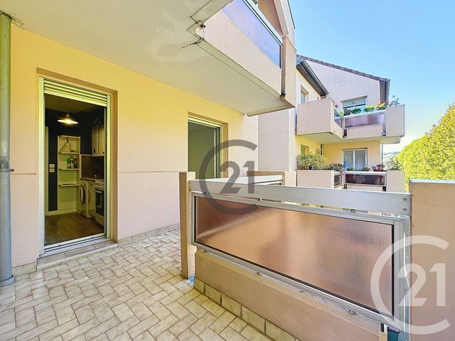 Appartement à louer - 2 pièces - 49.0 m2 - SENS - 89 - BOURGOGNE - Century 21 Martinot Immobilier