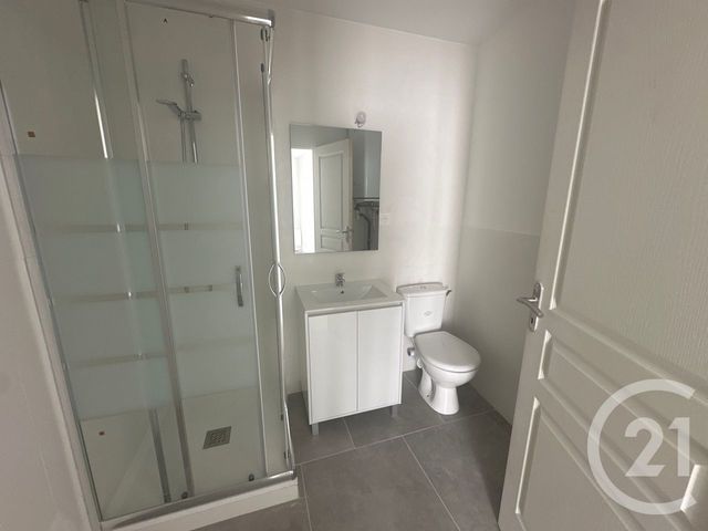 Appartement à louer - 2 pièces - 45.56 m2 - ST CLEMENT - 89 - BOURGOGNE - Century 21 Martinot Immobilier