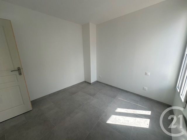 Appartement à louer - 2 pièces - 45.56 m2 - ST CLEMENT - 89 - BOURGOGNE - Century 21 Martinot Immobilier