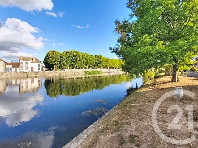 Appartement F2 à vendre - 2 pièces - 44.0 m2 - SENS - 89 - BOURGOGNE - Century 21 Martinot Immobilier