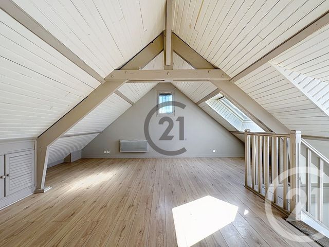 Appartement à louer - 2 pièces - 28.0 m2 - SENS - 89 - BOURGOGNE - Century 21 Martinot Immobilier