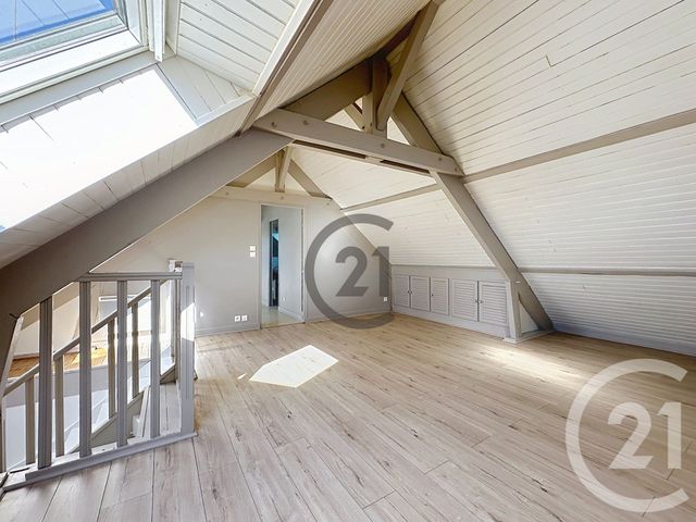 Appartement à louer - 2 pièces - 28.0 m2 - SENS - 89 - BOURGOGNE - Century 21 Martinot Immobilier