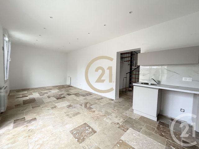 maison à louer - 3 pièces - 69.0 m2 - SENS - 89 - BOURGOGNE - Century 21 Martinot Immobilier