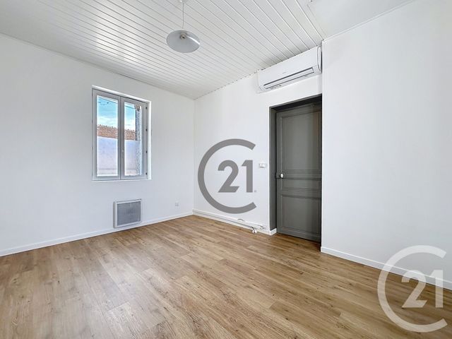 Appartement à louer - 3 pièces - 56.15 m2 - VERON - 89 - BOURGOGNE - Century 21 Martinot Immobilier