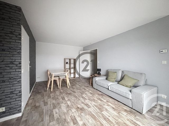 Appartement F2 bis à louer - 3 pièces - 53.0 m2 - SENS - 89 - BOURGOGNE - Century 21 Martinot Immobilier