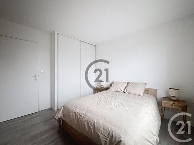 Appartement F2 bis à louer - 3 pièces - 53.0 m2 - SENS - 89 - BOURGOGNE - Century 21 Martinot Immobilier