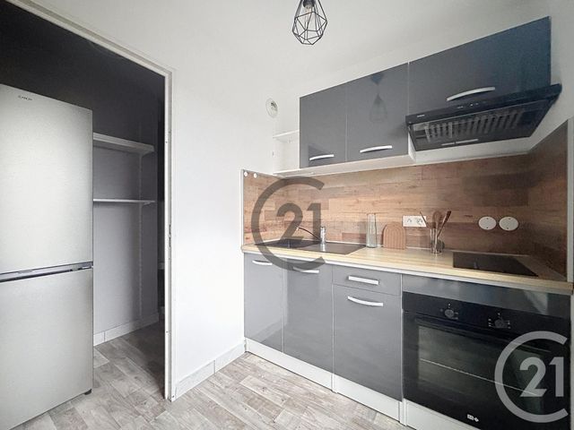 Appartement F2 bis à louer - 3 pièces - 53.0 m2 - SENS - 89 - BOURGOGNE - Century 21 Martinot Immobilier