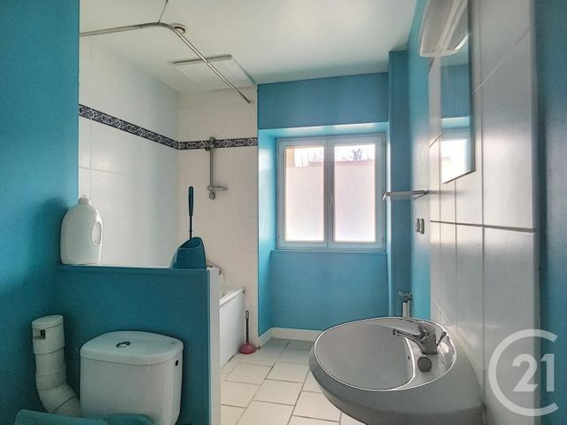Appartement F3 à louer - 3 pièces - 50.6 m2 - SENS - 89 - BOURGOGNE - Century 21 Martinot Immobilier