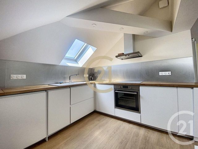 Appartement F3 à louer - 3 pièces - 56.5 m2 - SENS - 89 - BOURGOGNE - Century 21 Martinot Immobilier