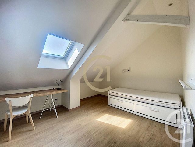 Appartement F3 à louer - 3 pièces - 56.5 m2 - SENS - 89 - BOURGOGNE - Century 21 Martinot Immobilier