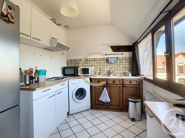 Appartement F2 à louer - 2 pièces - 51.0 m2 - SENS - 89 - BOURGOGNE - Century 21 Martinot Immobilier