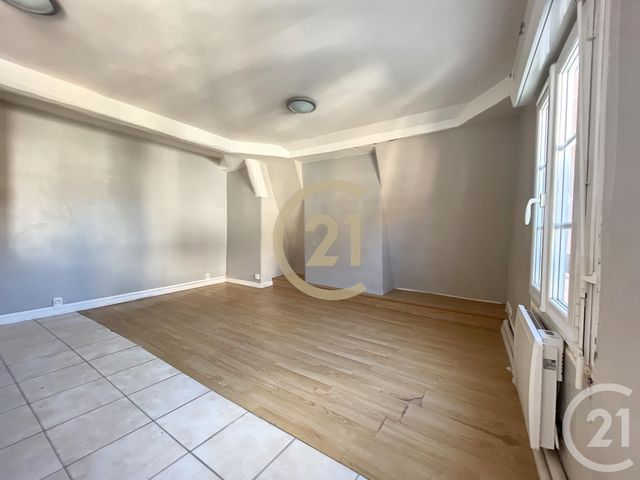 Appartement F3 à louer - 3 pièces - 59.0 m2 - SENS - 89 - BOURGOGNE - Century 21 Martinot Immobilier