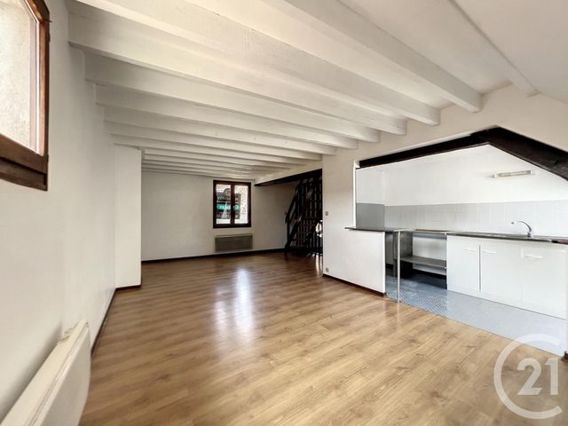 Appartement F2 à louer - 2 pièces - 35.0 m2 - SENS - 89 - BOURGOGNE - Century 21 Martinot Immobilier