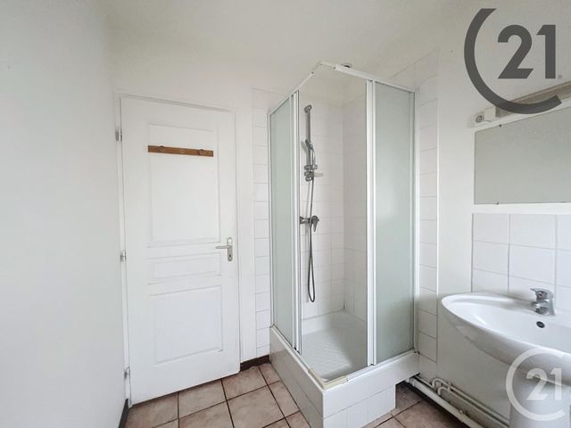 Appartement à louer - 4 pièces - 75.0 m2 - SENS - 89 - BOURGOGNE - Century 21 Martinot Immobilier